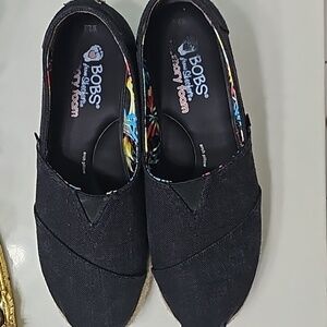 BOBS womens 9 1/2 shoes